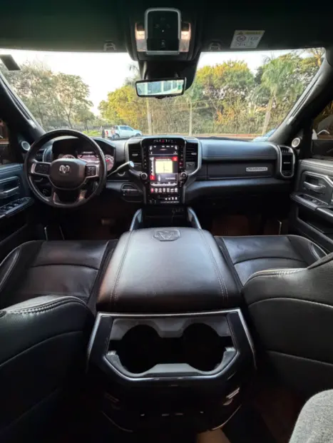 DODGE Ram 6.7 I6 24V 4P 2500 LARAMIE 4X4 TURBODIESEL  AUTOM�TICO CABINE DUPLA, Foto 15