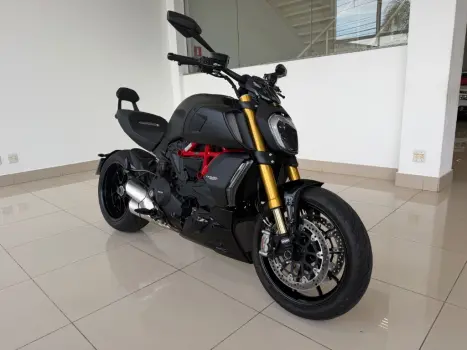 DUCATI Diavel 1260 S, Foto 1