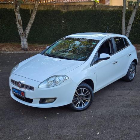 FIAT Bravo 1.8 16V 4P ESSENCE FLEX, Foto 1
