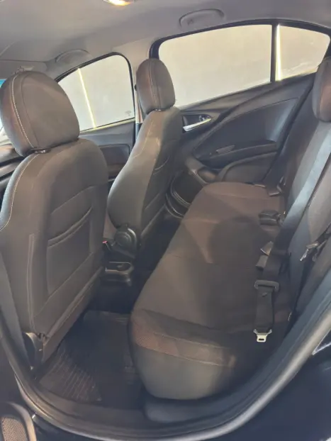 FIAT Cronos 1.8 4P FLEX PRECISION, Foto 10