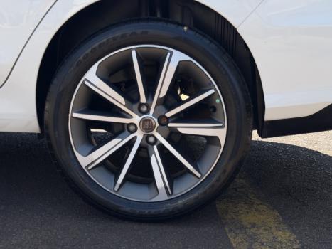 FIAT Cronos 1.8 4P FLEX PRECISION AUTOMÁTICO, Foto 15