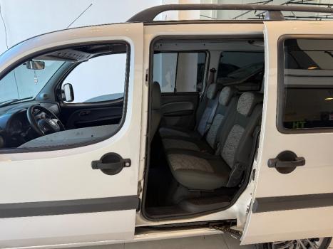FIAT Doblo 1.8 16V 4P FLEX ESSENCE 7 LUGARES, Foto 10