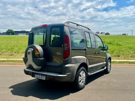 FIAT Doblo 1.8 16V 4P FLEX ADVENTURE, Foto 5