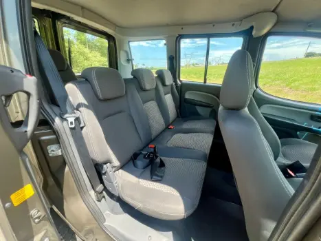 FIAT Doblo 1.8 16V 4P FLEX ADVENTURE, Foto 13