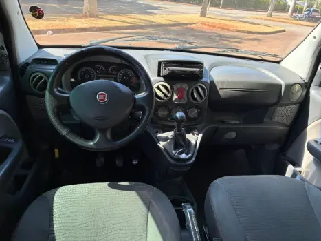 FIAT Doblo 1.8 4P FLEX ADVENTURE LOCKER 6 LUGARES, Foto 8