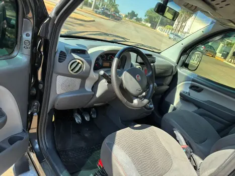 FIAT Doblo 1.8 4P FLEX ADVENTURE LOCKER 6 LUGARES, Foto 9