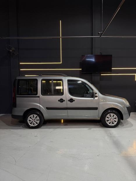 FIAT Doblo 1.8 4P HLX FLEX 7 LUGARES, Foto 3 FIAT Doblo 1.8 4P HLX FLEX 7 LUGARES, Foto 3