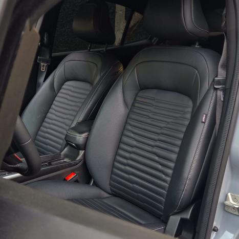 FIAT Fastback 1.0 12V 4P FLEX IMPETUS 200 TURBO AUTOM�TICO CVT, Foto 8
