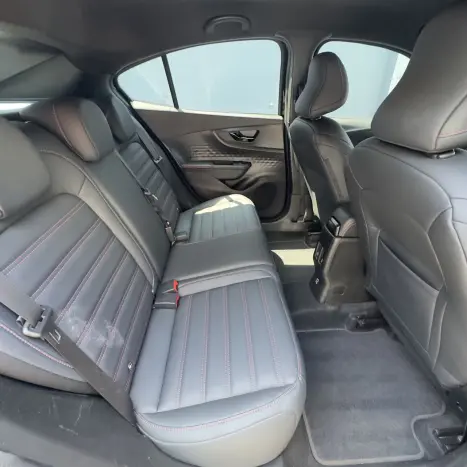 FIAT Fastback 1.3 16V 4P FLEX ABARTH TURBO 270 AUTOM�TICO, Foto 8