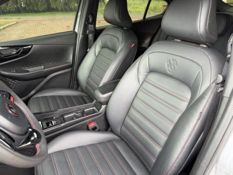 FIAT Fastback 1.3 16V 4P FLEX ABARTH TURBO 270 AUTOM�TICO, Foto 9