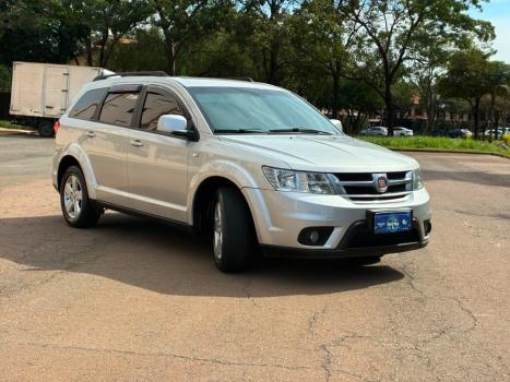 FIAT Freemont 2.4 16V 4P PRECISION AUTOM�TICO 7 LUGARES, Foto 2