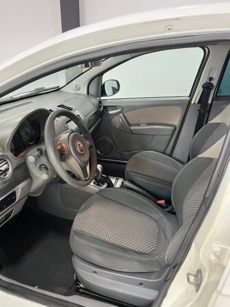 FIAT Grand Siena 1.4 4P EVO ATTRACTIVE FLEX, Foto 2