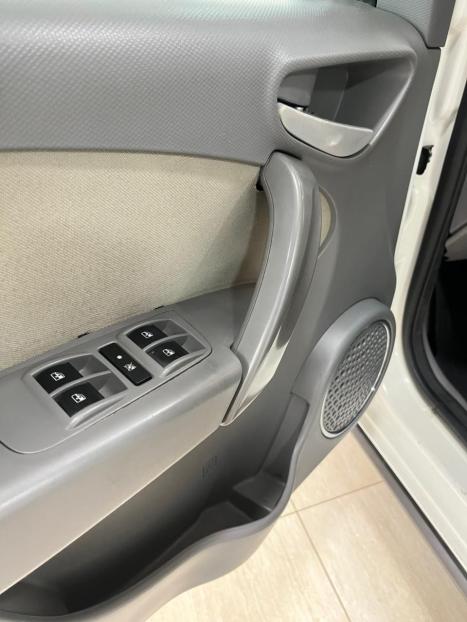 FIAT Grand Siena 1.6 16V 4P FLEX ESSENCE DUALOGIC AUTOMATIZADO, Foto 8