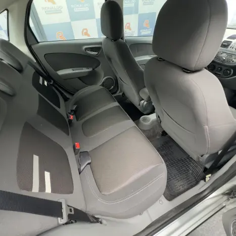 FIAT Grand Siena 1.6 16V 4P FLEX ESSENCE DUALOGIC AUTOMATIZADO, Foto 9