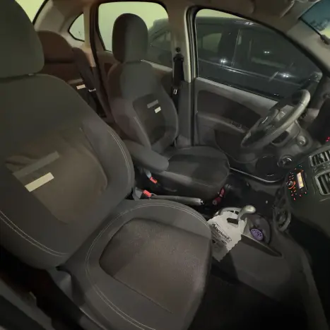 FIAT Grand Siena 1.6 16V 4P FLEX ESSENCE DUALOGIC AUTOMATIZADO, Foto 11