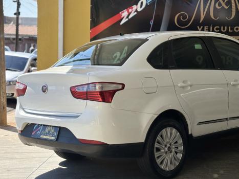 FIAT Grand Siena 1.6 16V 4P ESSENCE FLEX, Foto 6