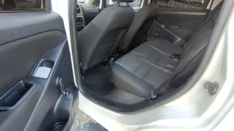 FIAT Idea 1.4 4P ATTRACTIVE FLEX, Foto 9 FIAT Idea 1.4 4P ATTRACTIVE FLEX, Foto 9