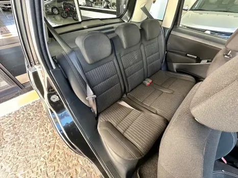 FIAT Idea 1.6 16V 4P ESSENCE FLEX, Foto 9