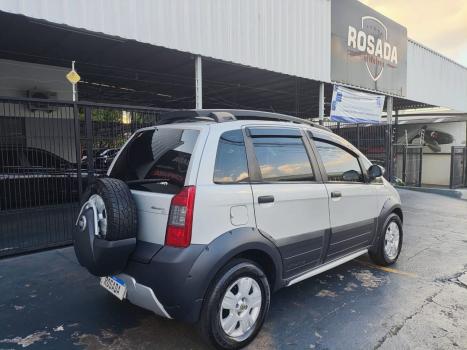 FIAT Idea 1.8 16V 4P ADVENTURE FLEX, Foto 4