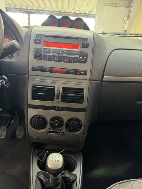 FIAT Idea 1.8 16V 4P ADVENTURE FLEX, Foto 9