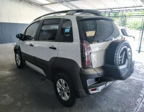 FIAT Idea 1.8 16V 4P ADVENTURE FLEX, Foto 2