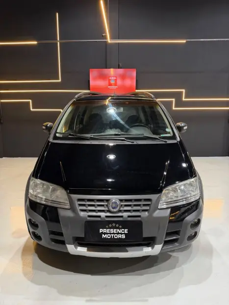 FIAT Idea 1.8 4P ADVENTURE FLEX, Foto 2