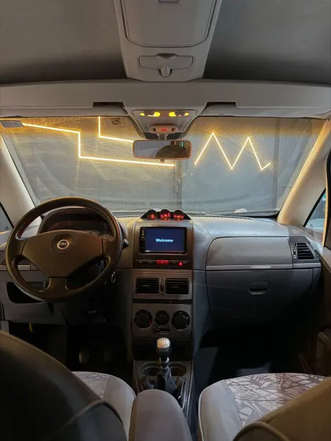 FIAT Idea 1.8 4P ADVENTURE FLEX, Foto 6