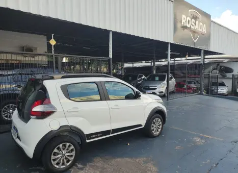 FIAT Mobi 1.0 4P FLEX EVO TREKKING, Foto 4 FIAT Mobi 1.0 4P FLEX EVO TREKKING, Foto 4