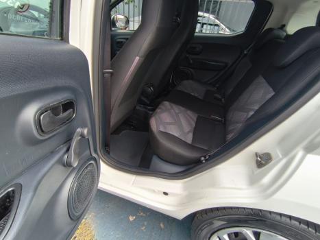 FIAT Mobi 1.0 4P FLEX DRIVE FIRE FLY, Foto 8