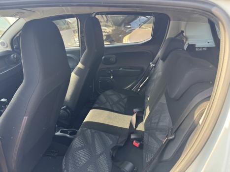 FIAT Mobi 1.0 4P FLEX DRIVE FIRE FLY, Foto 8