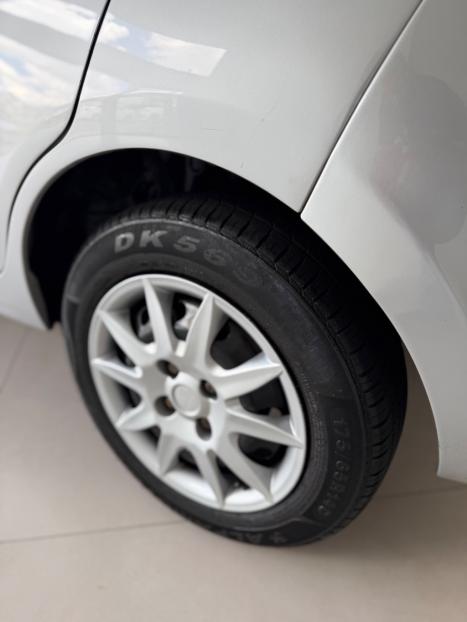 FIAT Mobi 1.0 4P FLEX DRIVE FIRE FLY, Foto 4