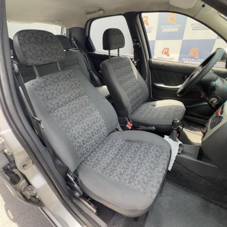 FIAT Palio 1.0 4P FIRE FLEX CELEBRATION, Foto 9