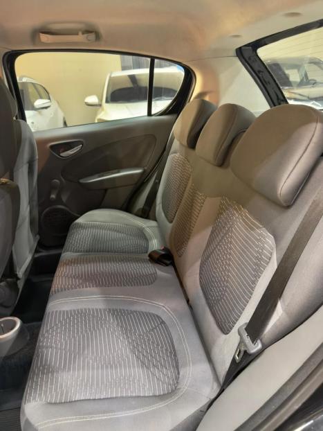 FIAT Palio 1.4 4P FLEX ATTRACTIVE, Foto 7