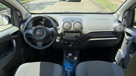 FIAT Palio 1.6 16V 4P FLEX ESSENCE, Foto 5