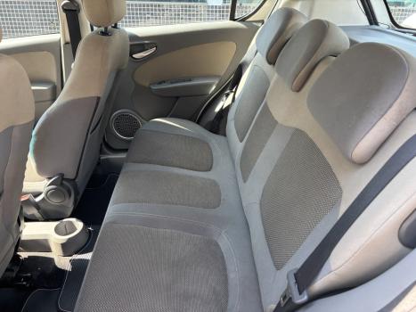 FIAT Palio 1.6 16V 4P FLEX ESSENCE, Foto 6