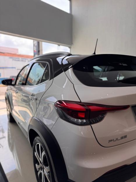 FIAT Pulse 1.0 12V 4P FLEX 200 IMPETUS TURBO AUTOM�TICO CVT, Foto 9