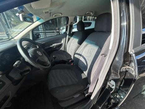 FIAT Punto 1.4 4P ATTRACTIVE FLEX, Foto 8 FIAT Punto 1.4 4P ATTRACTIVE FLEX, Foto 8