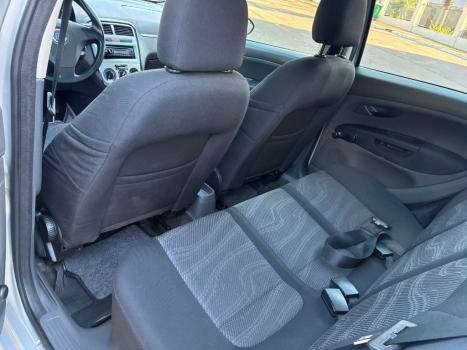 FIAT Punto 1.4 4P ATTRACTIVE FLEX, Foto 8