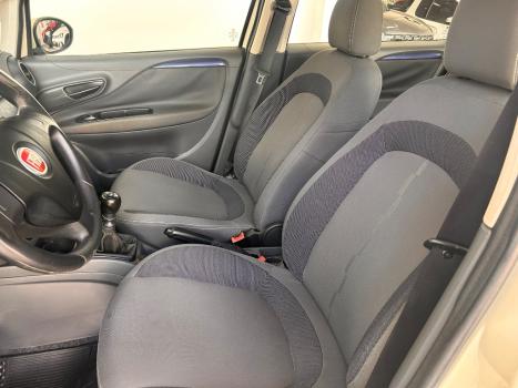 FIAT Punto 1.4 4P ATTRACTIVE FLEX, Foto 8