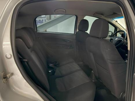 FIAT Punto 1.4 4P ATTRACTIVE FLEX, Foto 7