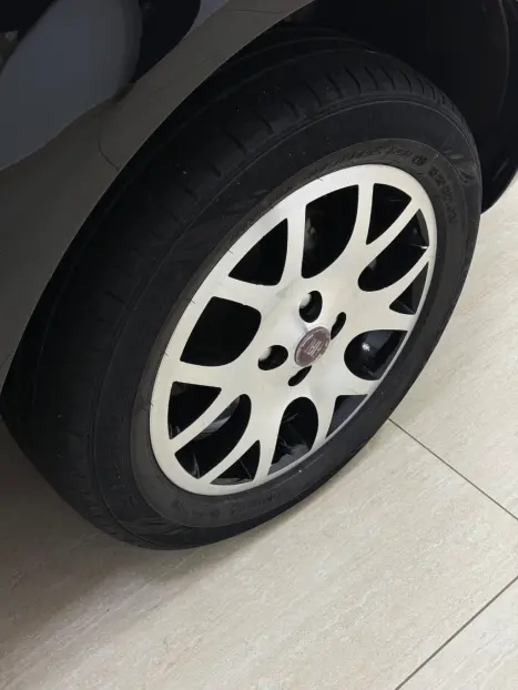 FIAT Punto 1.4 4P ATTRACTIVE FLEX, Foto 13