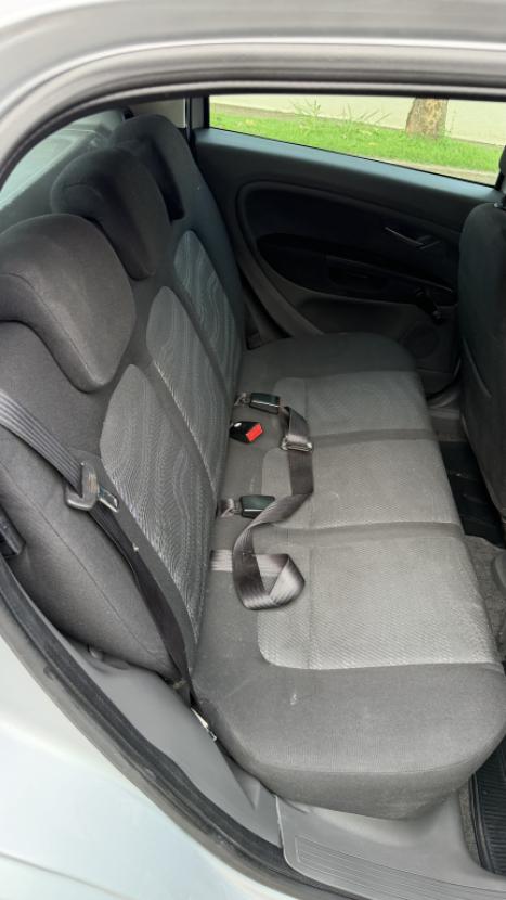 FIAT Punto 1.4 4P ELX FLEX, Foto 6