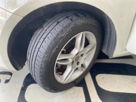 FIAT Punto 1.4 4P FLEX ATTRACTIVE ITALIA, Foto 14