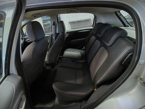 FIAT Punto 1.6 16V 4P ESSENCE FLEX, Foto 8