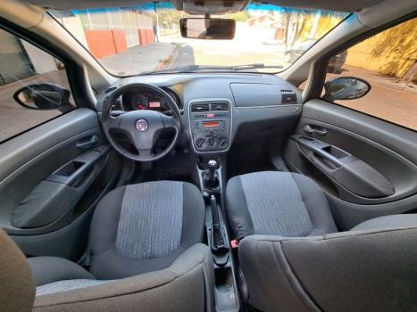 FIAT Punto 1.6 16V 4P ESSENCE FLEX, Foto 8 FIAT Punto 1.6 16V 4P ESSENCE FLEX, Foto 8