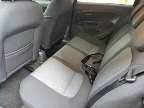 FIAT Punto 1.6 16V 4P ESSENCE FLEX, Foto 9 FIAT Punto 1.6 16V 4P ESSENCE FLEX, Foto 9