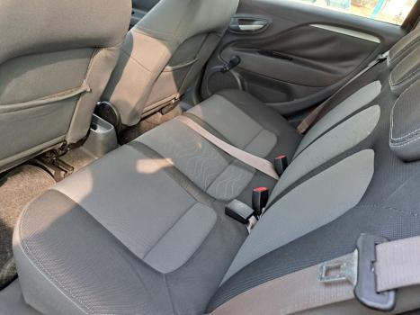 FIAT Punto 1.6 16V 4P ESSENCE FLEX, Foto 8