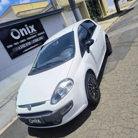 FIAT Punto 1.6 16V 4P ESSENCE FLEX, Foto 1