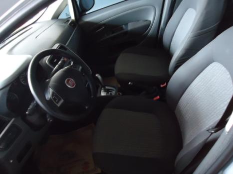 FIAT Punto 1.6 16V 4P FLEX ESSENCE DUALOGIC AUTOMATIZADO, Foto 11