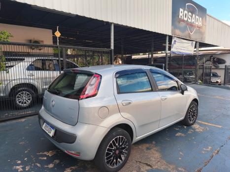 FIAT Punto 1.6 16V 4P FLEX ESSENCE DUALOGIC AUTOMATIZADO, Foto 4